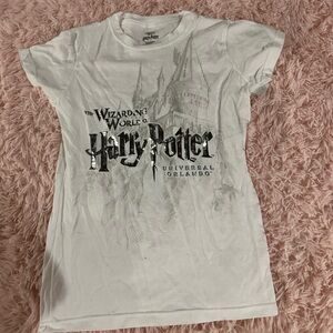 the Wizarding world of Harry Potter Universal Orlando womens shirt medium M new
